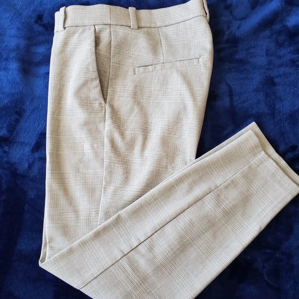 PANTS H & M SIZE 6 STRAIGHT LEGS PLAID BEIGE TAN SIPPER POCKETS BELT LOOPS